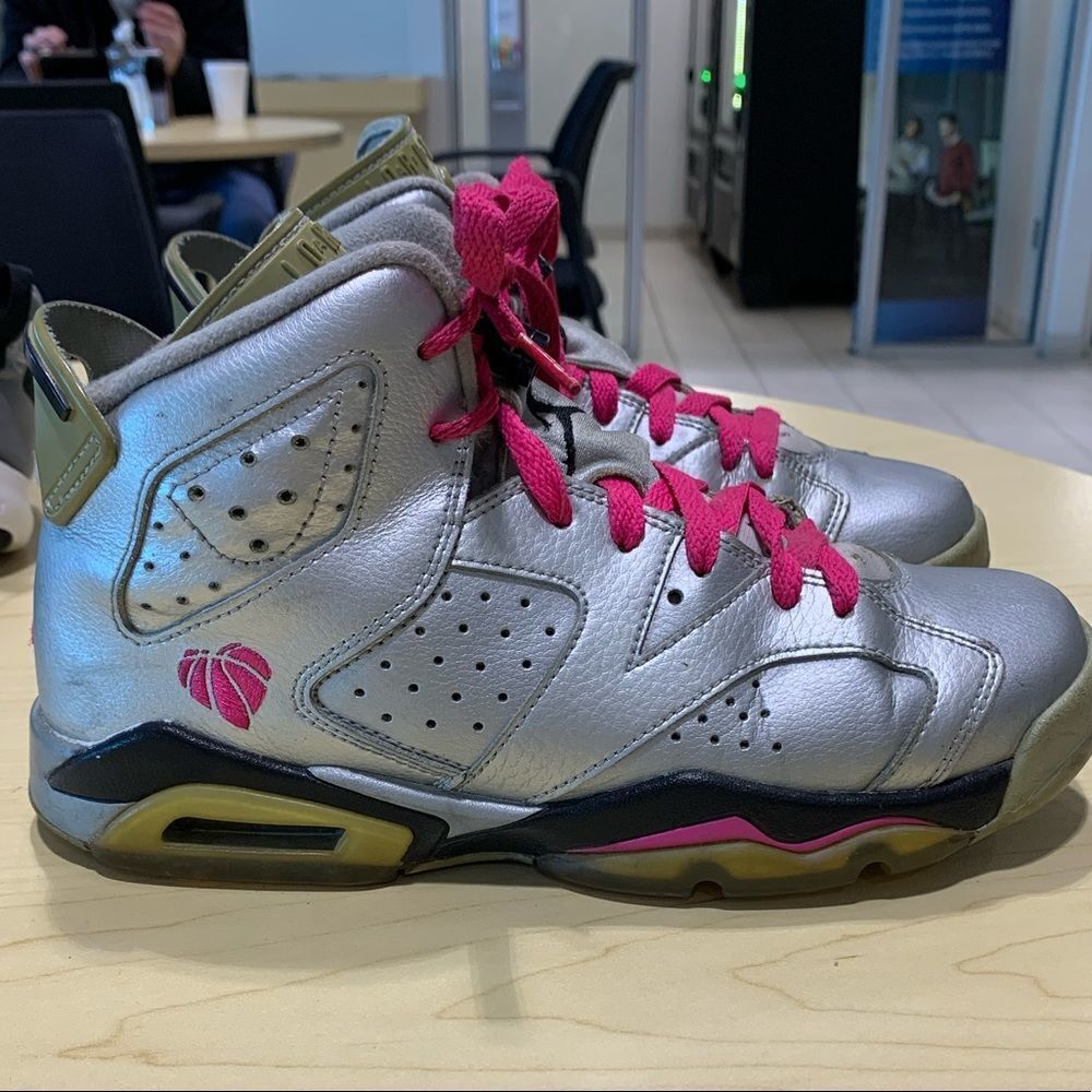 Air Jordan Retro GG Valentine’s Day Silver & Pink Sneaker 5.5Y